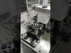 Máquina de equilibrio automático con rotor externo de herramienta eléctrica horizontal de dos estaciones